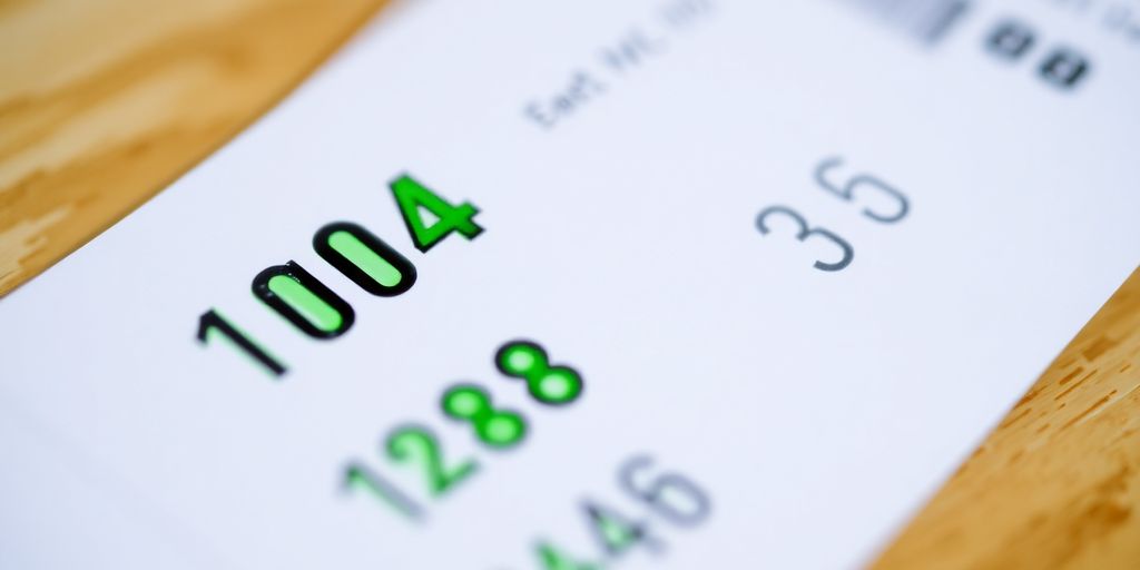 Green decimal odds displayed clearly.