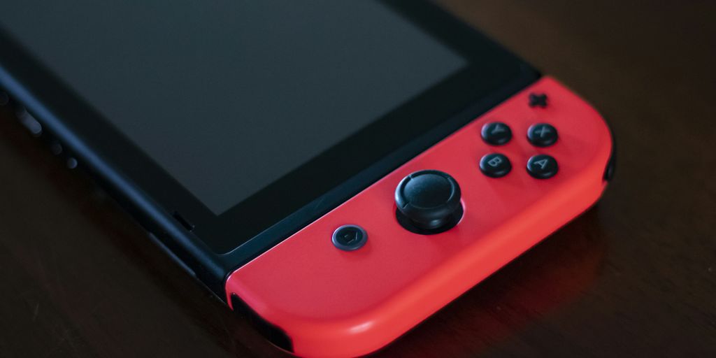 black Nintendo Switch