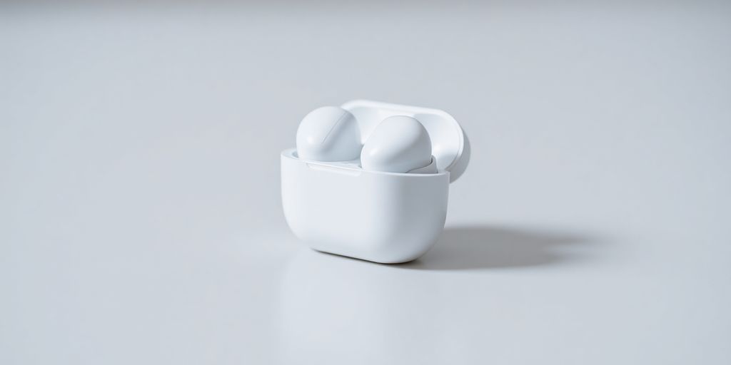 Weiße Samsung Galaxy Buds2 Pro auf einem eleganten Hintergrund.