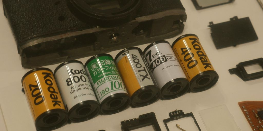 a group of batteries sitting on top of a table