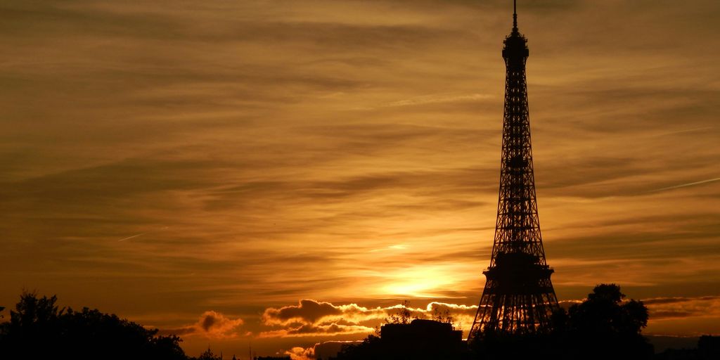 golden hour photography of Eiffel Tower, Paris