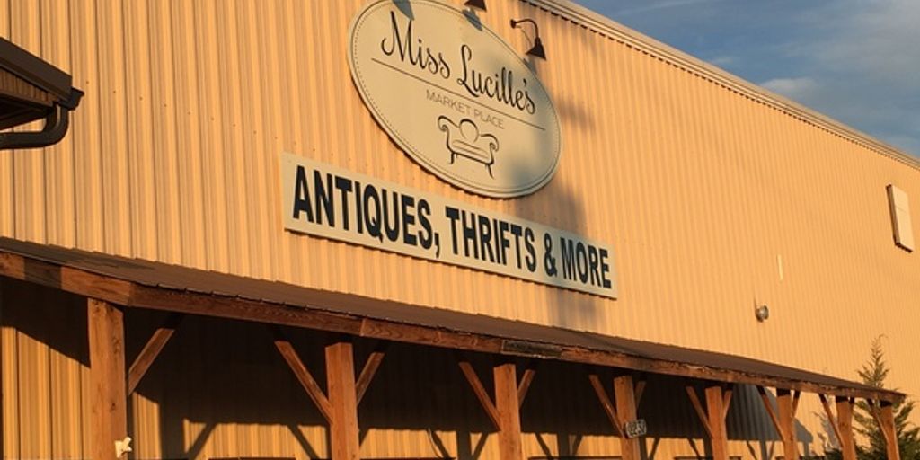 innovative dining experiences in Clarksville restaurant scene