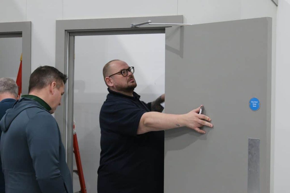 חידוש מטפים ישנים לעסקים