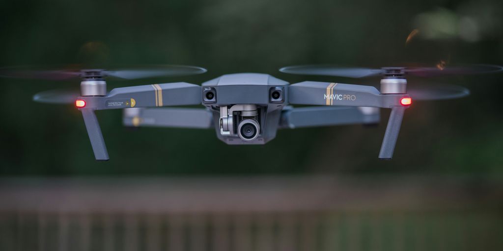close up photography of gray quadcopter drone