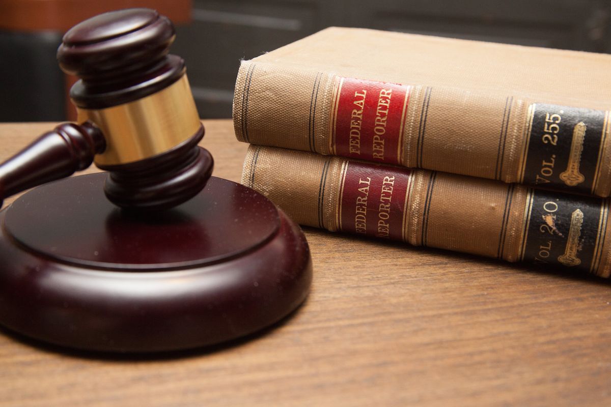 Regulaciones y Legalidad