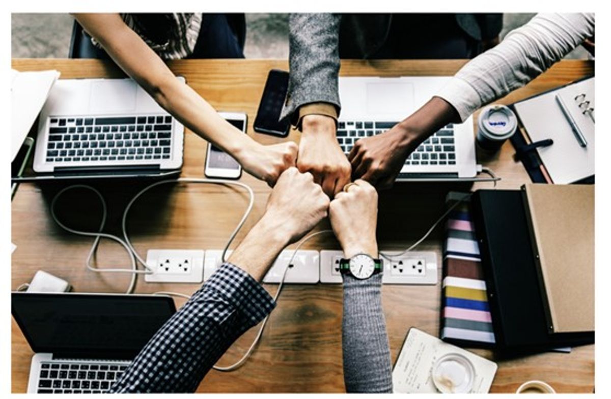 Professional Development in Web Technologies: Pathways to Expertise