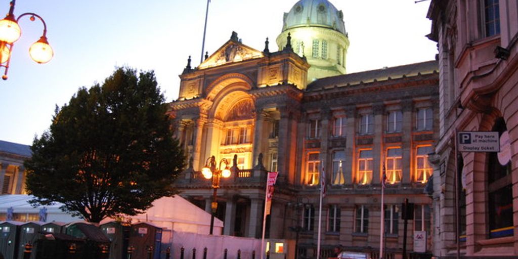 Birmingham art museum exterior with street art