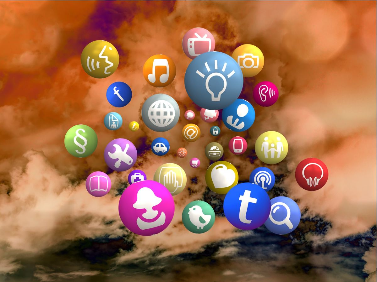 Understanding Social Media Analytics