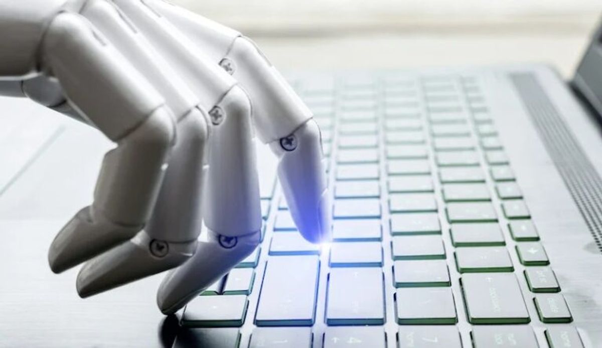 Analytics and AI: A Synergy Transforming Customer Support Dynamics