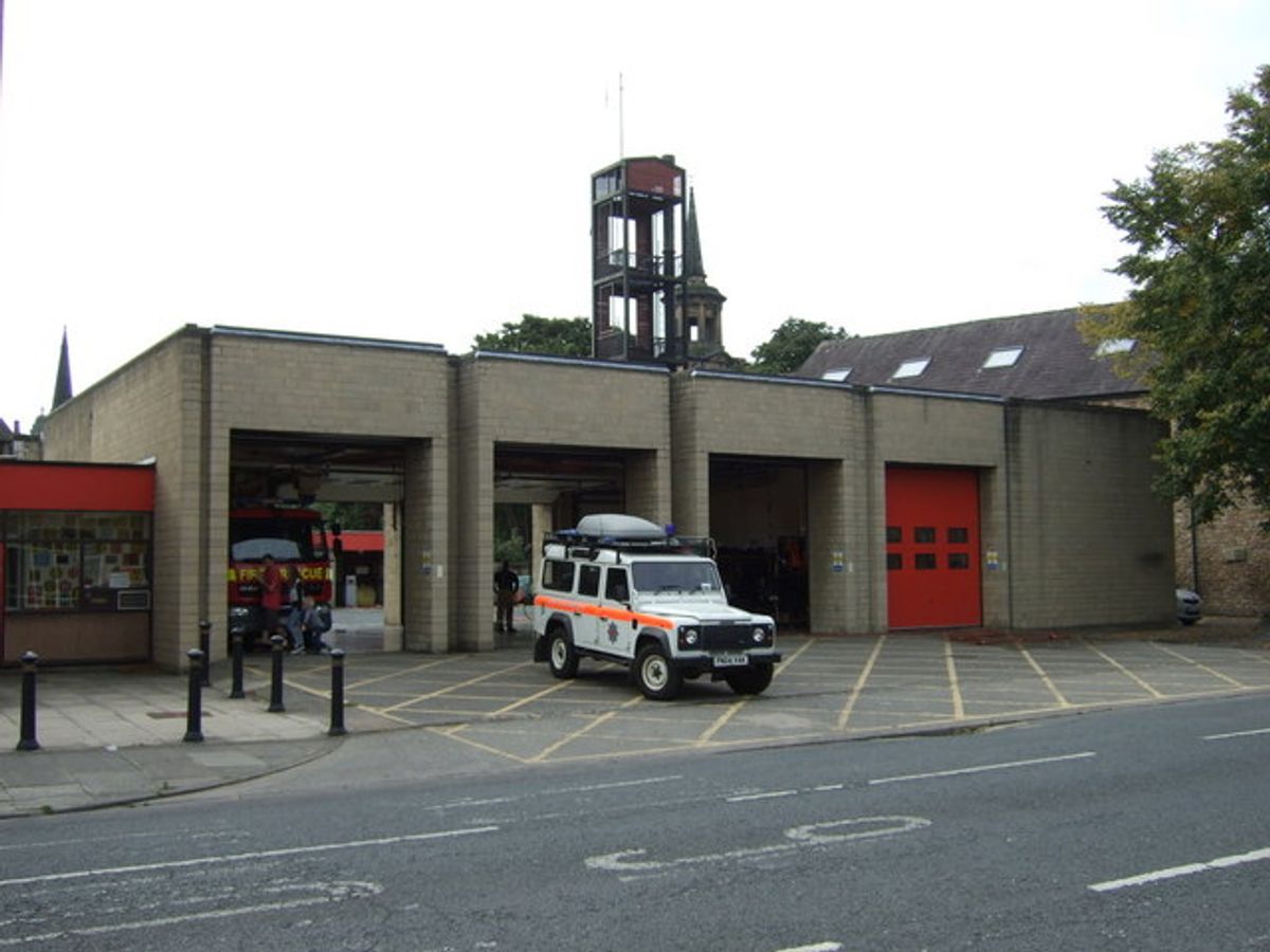 עמדת כיבוי אש קומפלט