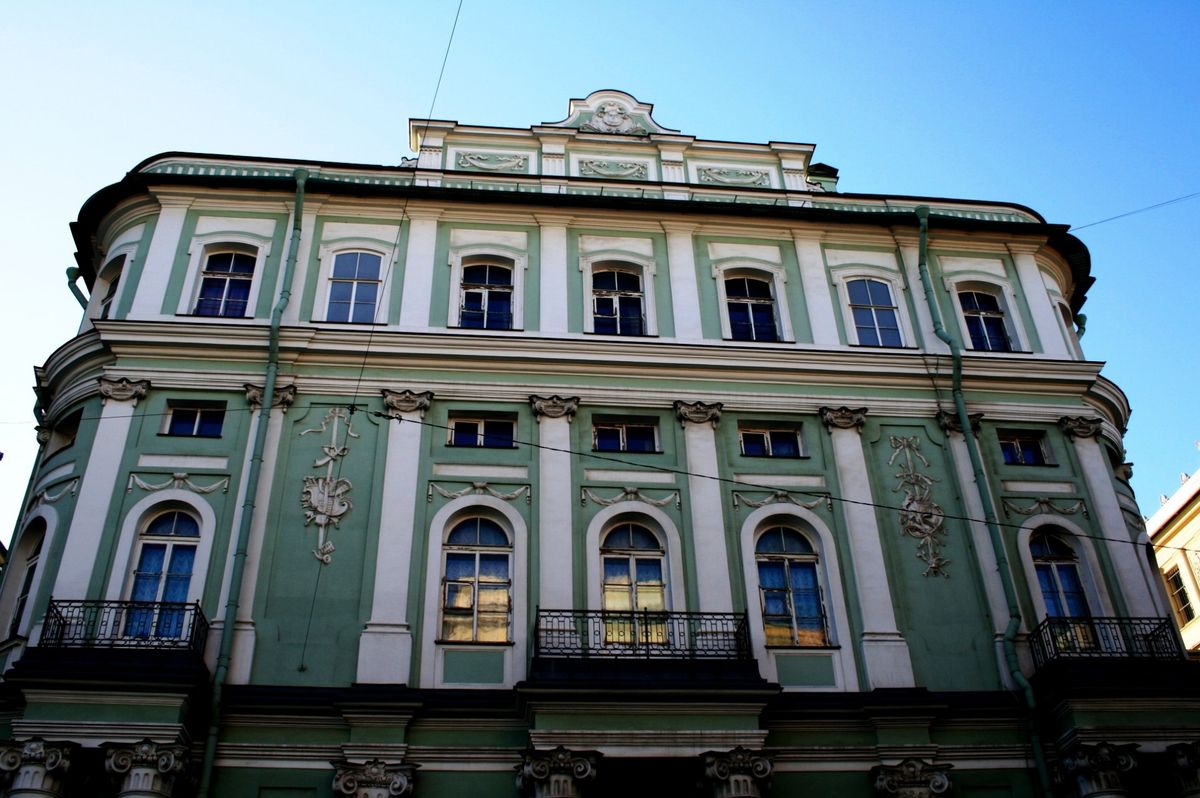 St. Petersburg's Best Neighborhoods: A Local's Guide
