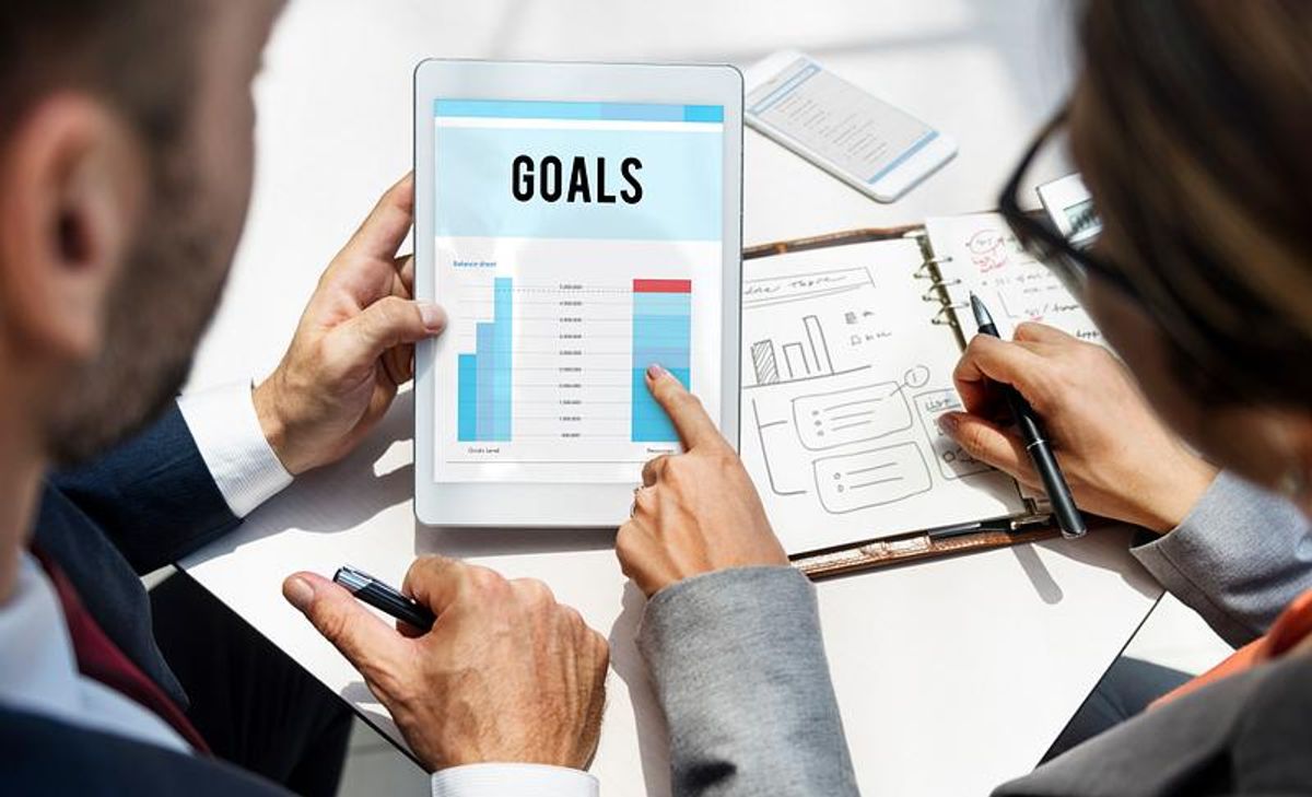 Operational Excellence and Competitive Advantage through AI