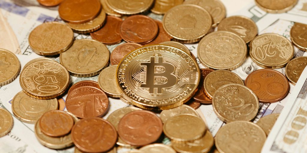 a pile of coins sitting on top of each other