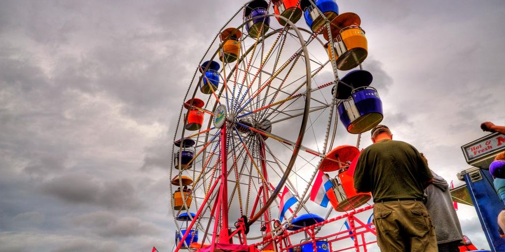 people enjoying outdoor activities in Huntsville Botanical Gardens