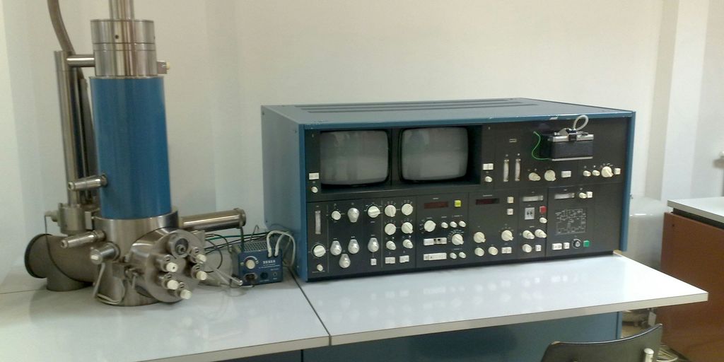 black and silver audio mixer