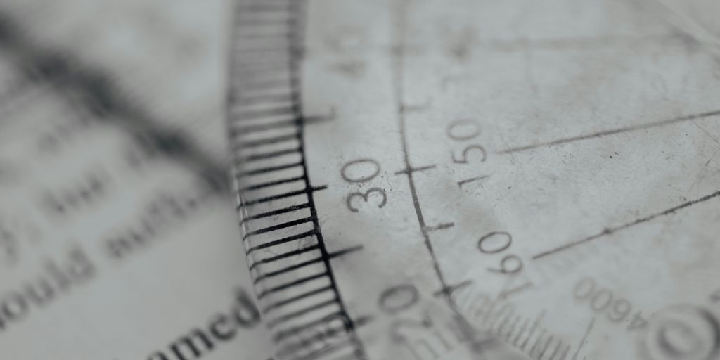 white and black round gauge