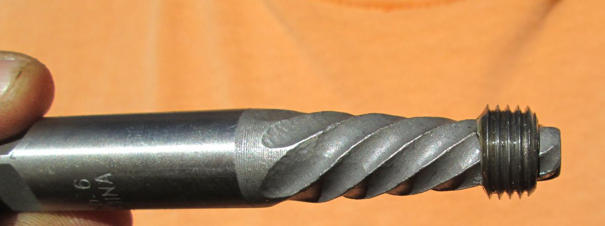 תיקון נזילה בצינור כיבוי