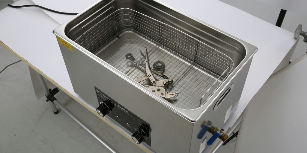 a machine that is sitting on top of a table