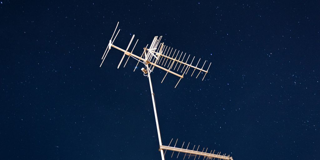 gray antenna