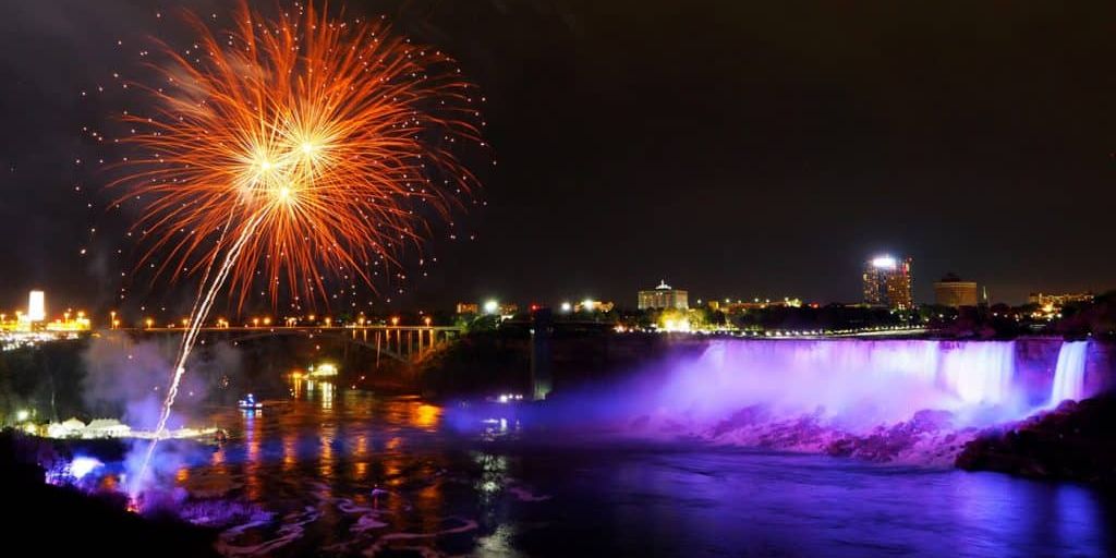 Niagara Falls night cruise