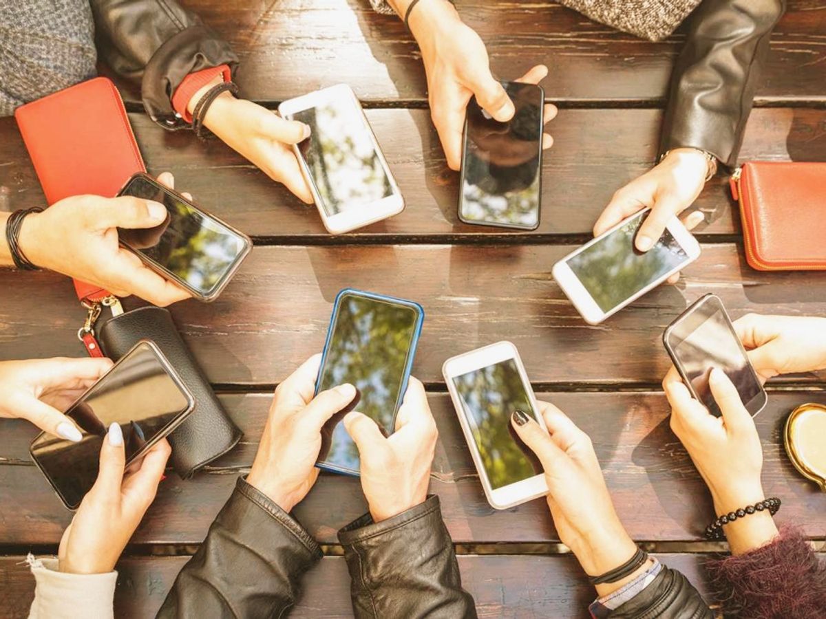 Overcoming Hesitations: ChatGPT's Impact on Enterprise AI Engagement