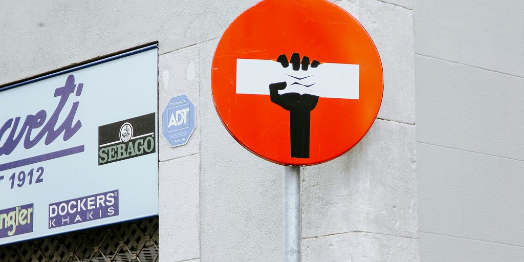 red and white stop road sign