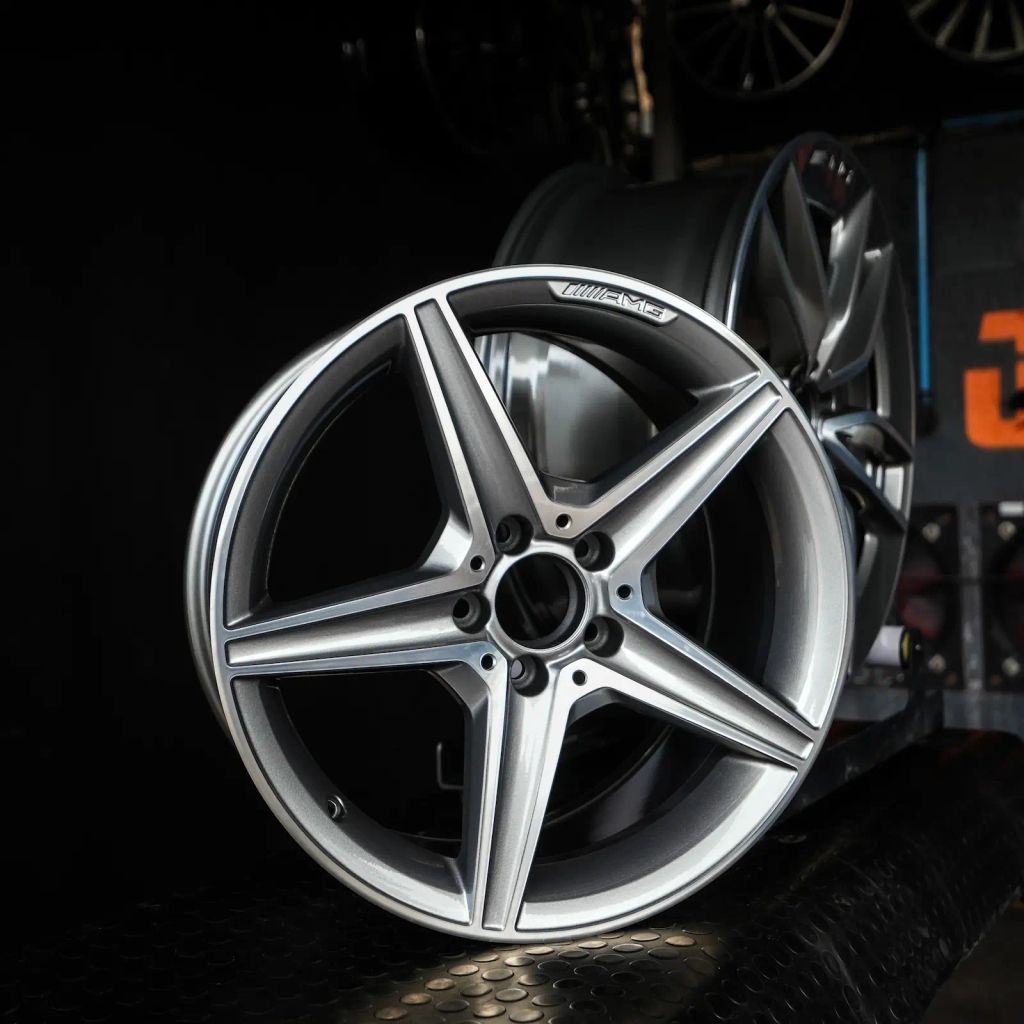 thumbnail - JR Alloy Wheel Repair