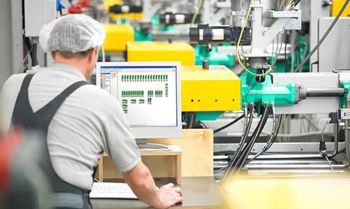 The Connected Worker and Industry 4.0