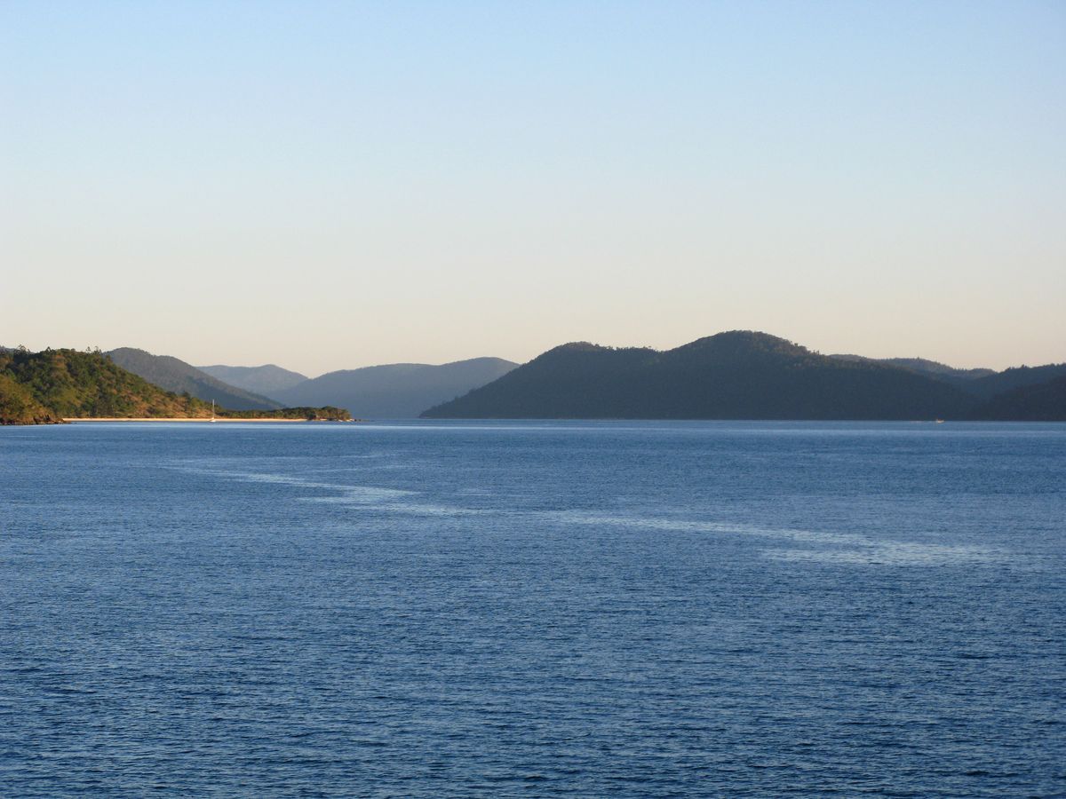 Whitsunday Wonders: Island Hopping and Sailing Escapades