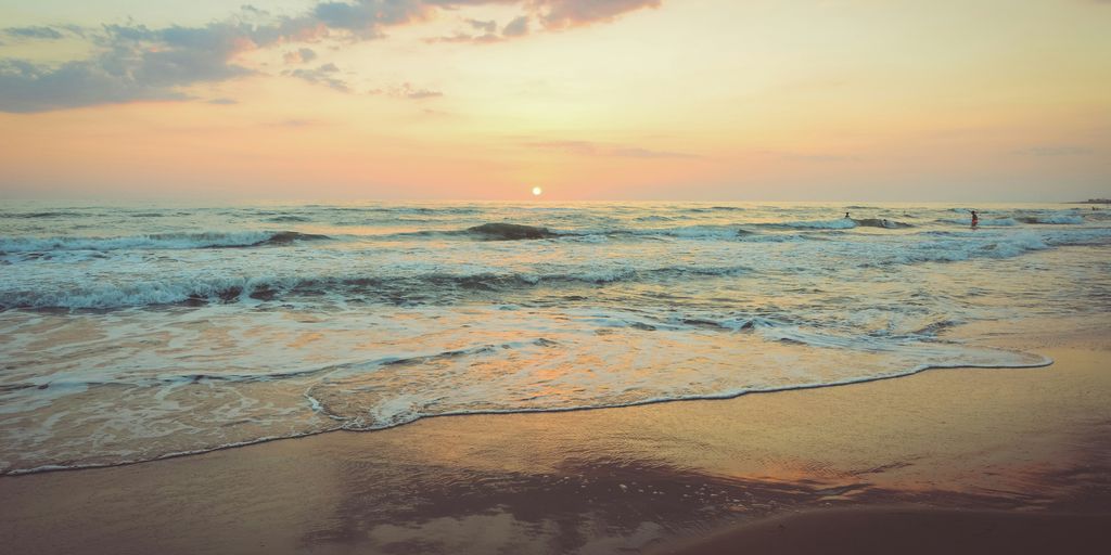 photo of seashore