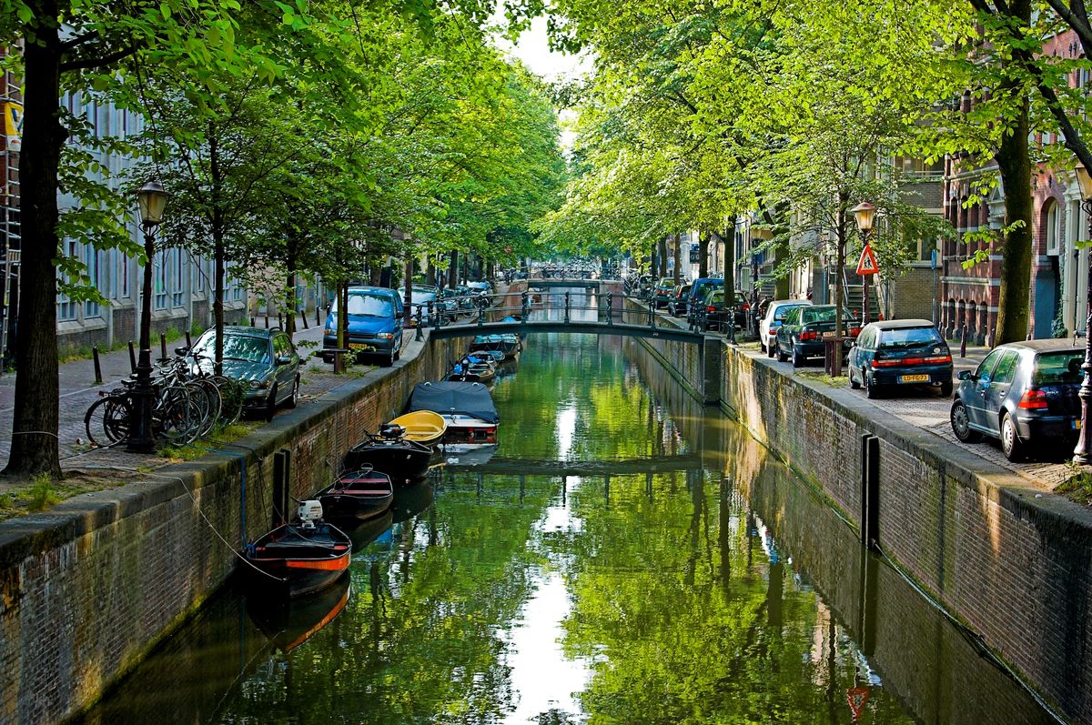 Navigating Amsterdam's Waterways: Best Boat Tours