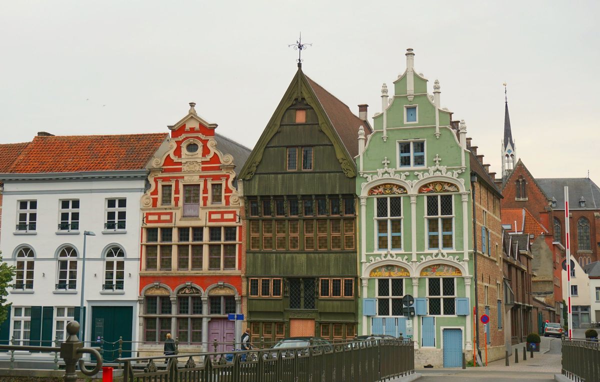 Shopping in Amsterdam: From Boutiques to Markets