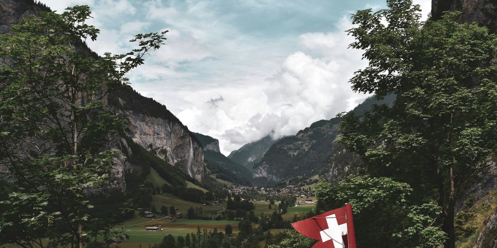 red and white cross flag