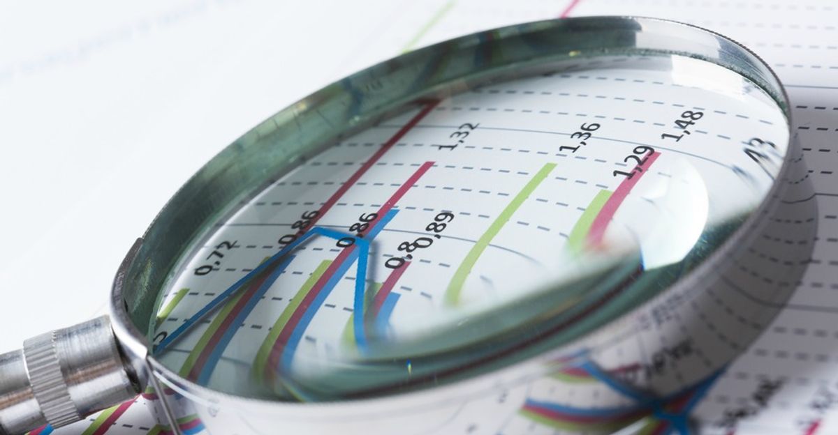 Leveraging Analytics for Insightful User Behavior Understanding