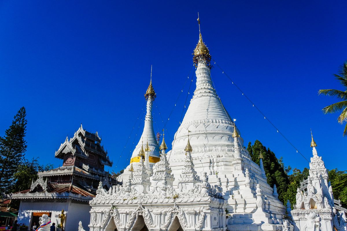 Vibrant Streets and Night Markets: Bangkok After Dark