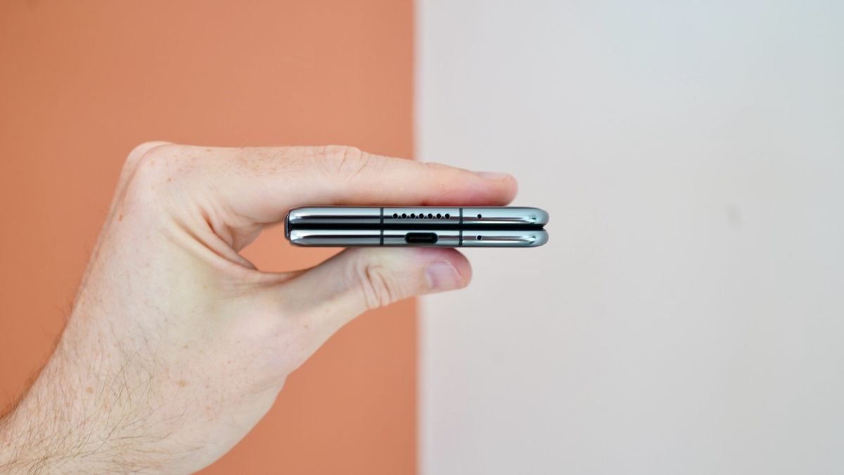 Coil Electronics: Where Style Powers Your Devices