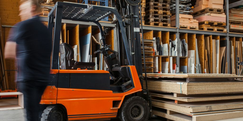yellow and black fork lift