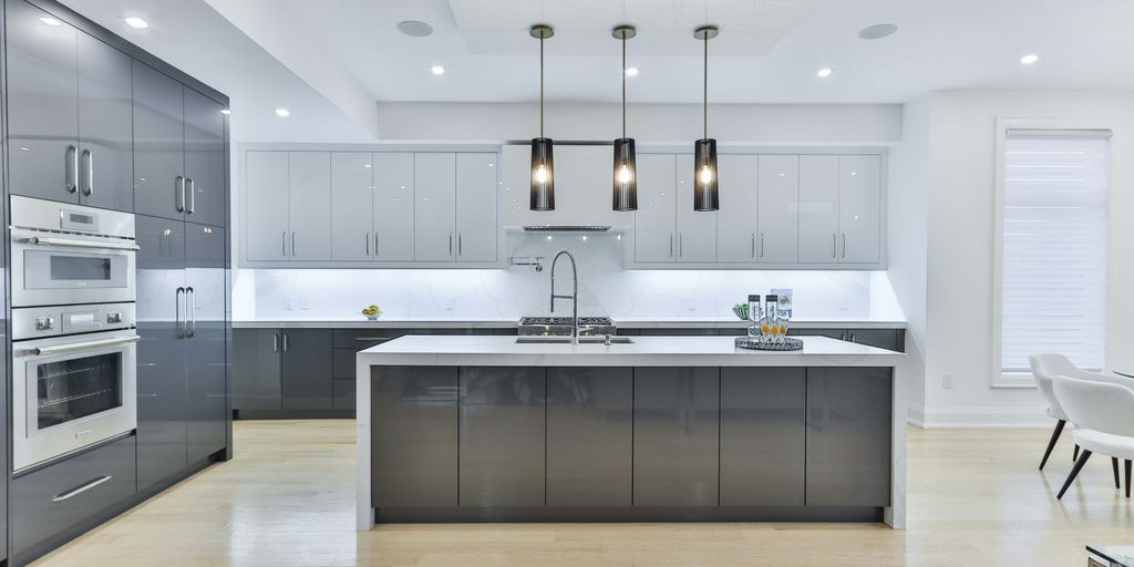 stainless steel kitchen sink with faucet