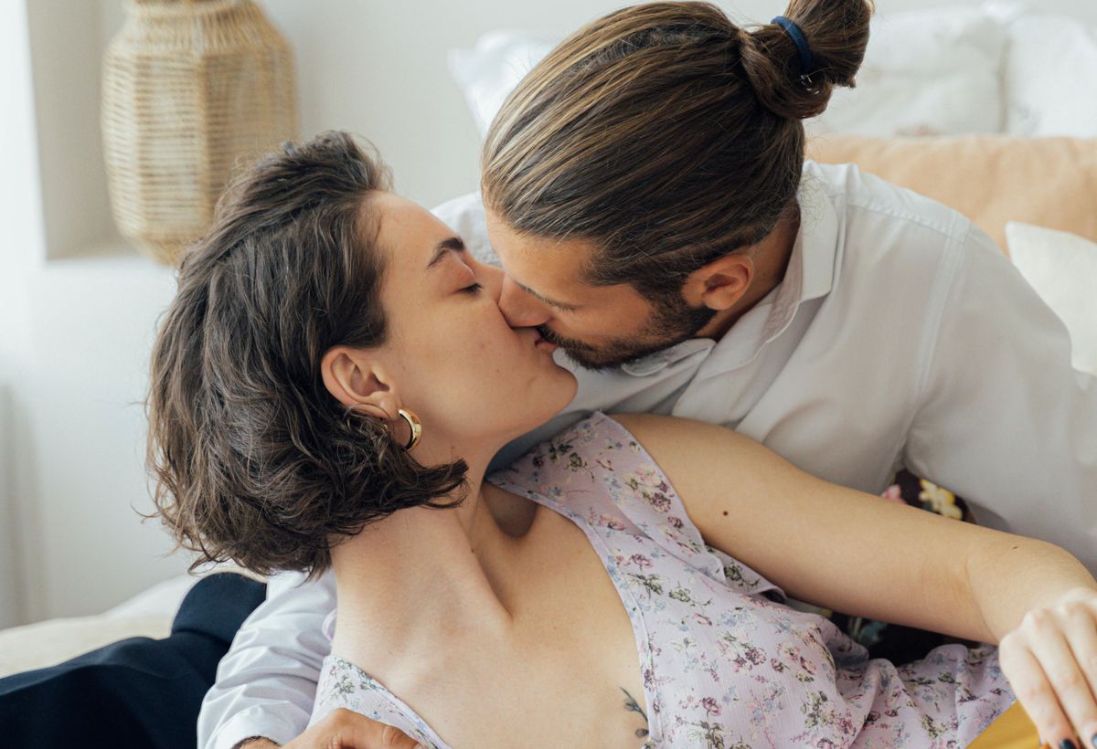 1. Free Relationship