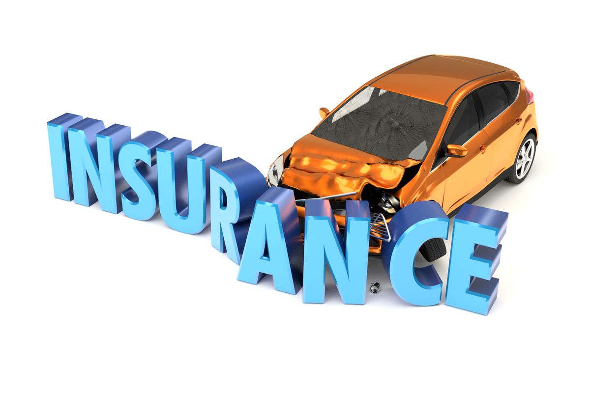 The Role of Expert Advice in Insurance Selection