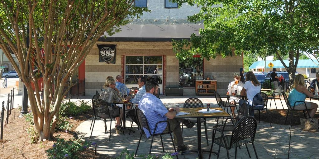 8. Boathouse Rotisserie & Raw Bar