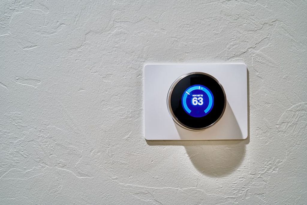 5. Energy-Efficient Thermostat Usage