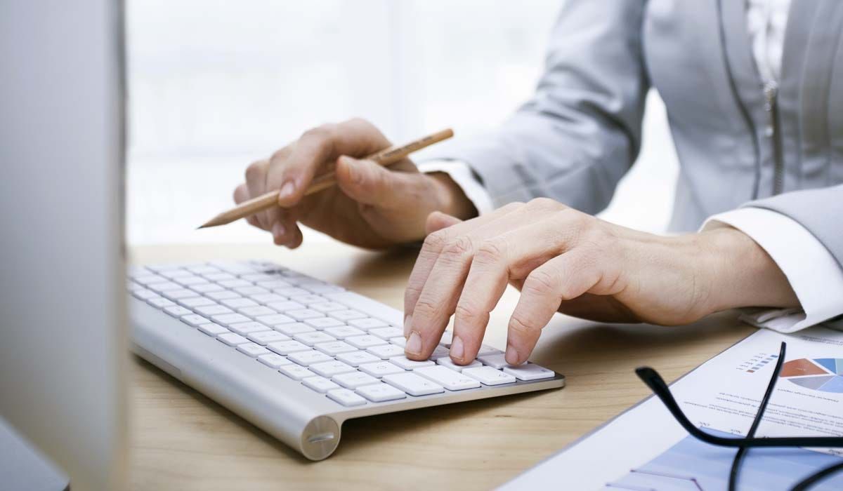 Personalizing the User Journey Through Adaptive Navigation