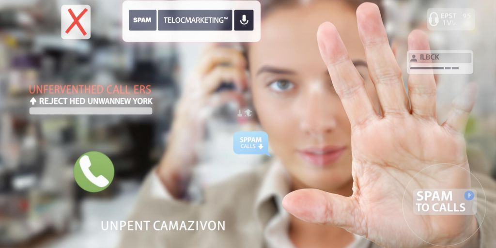 Personne bloquant un appel téléphonique indésirable.