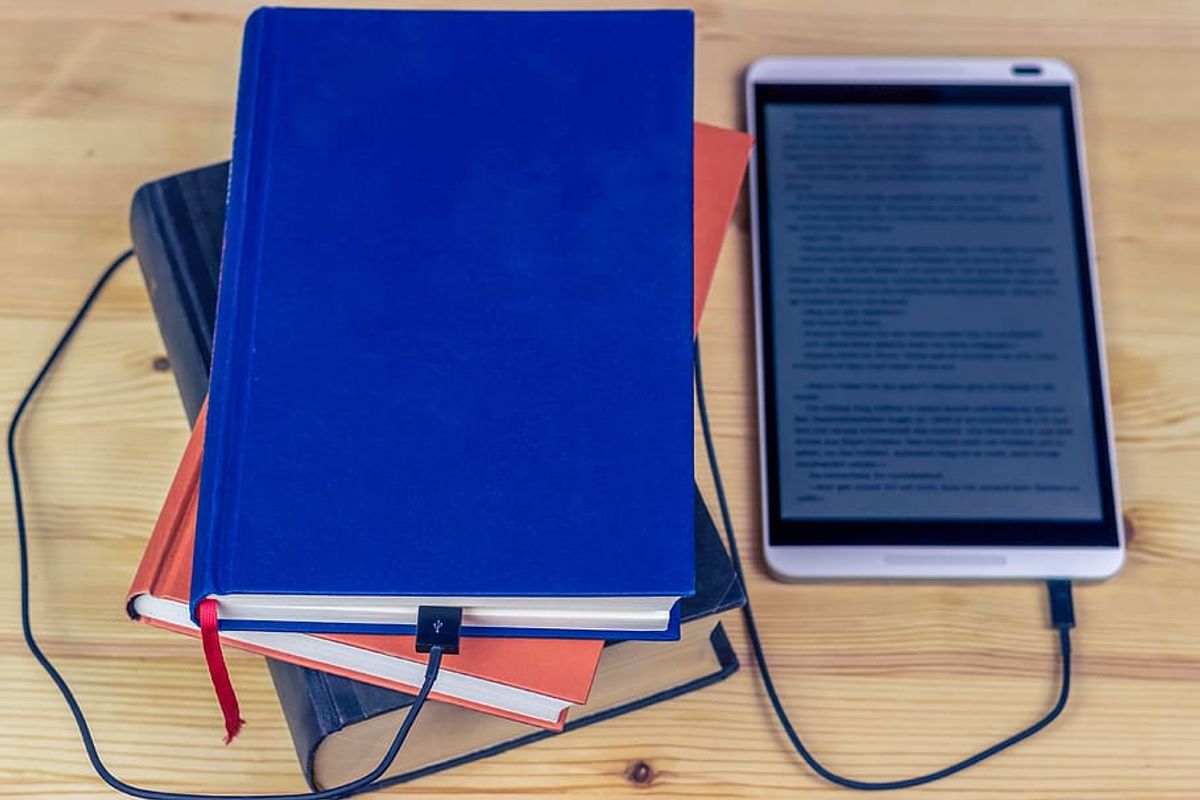 The Future of Interactive E-Books in Education