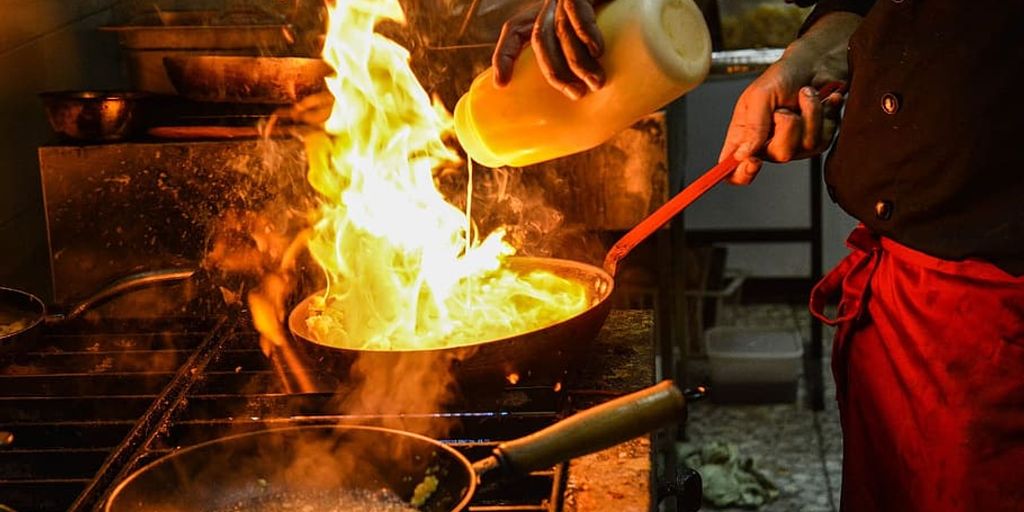 celebrity chef cooking in Clarksville restaurant