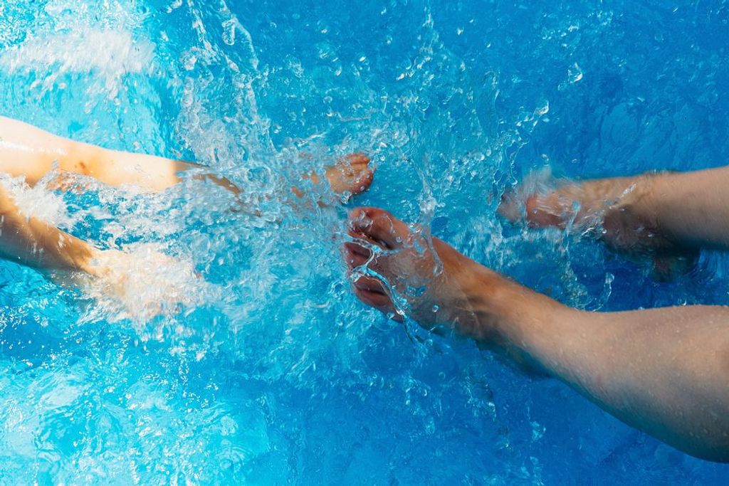 thumbnail Cuidados com Piscina no Verão: Manutenção